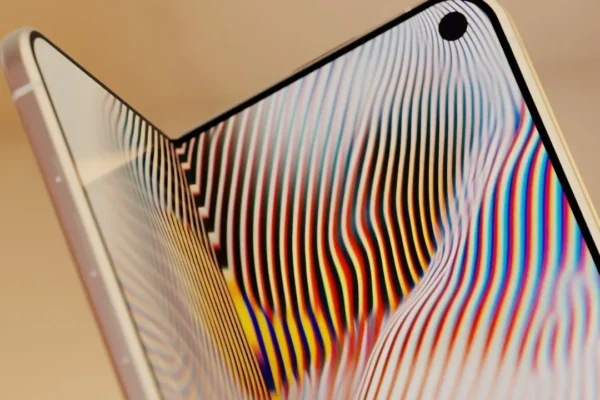 Składany iPhone wraca do gry. Co z zawiasem?